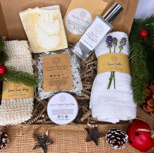 Love, Wrapped & Delivered! Letterbox Pamper Hamper Box - Lavender Bath Salts